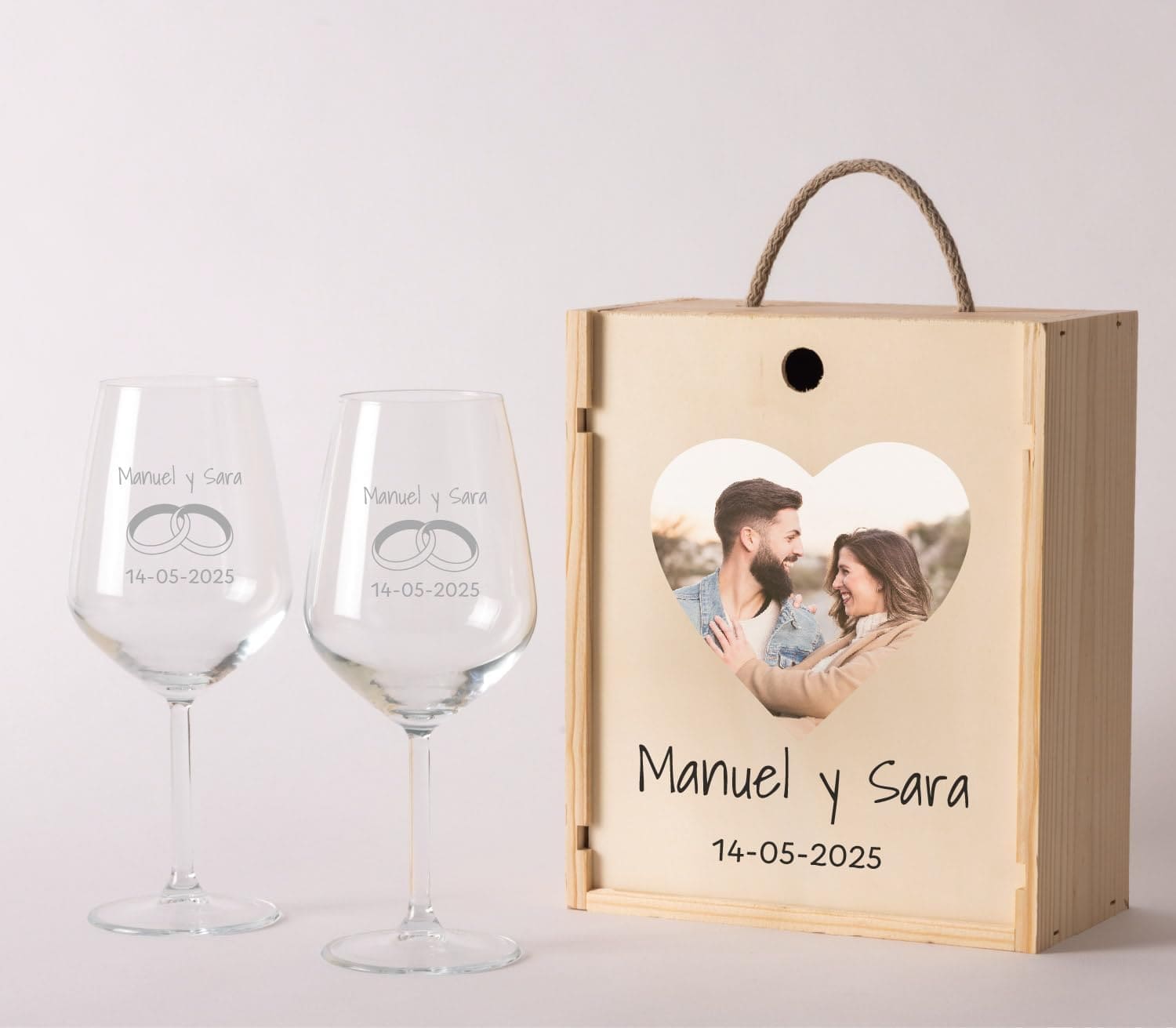 Copas grabadas novios